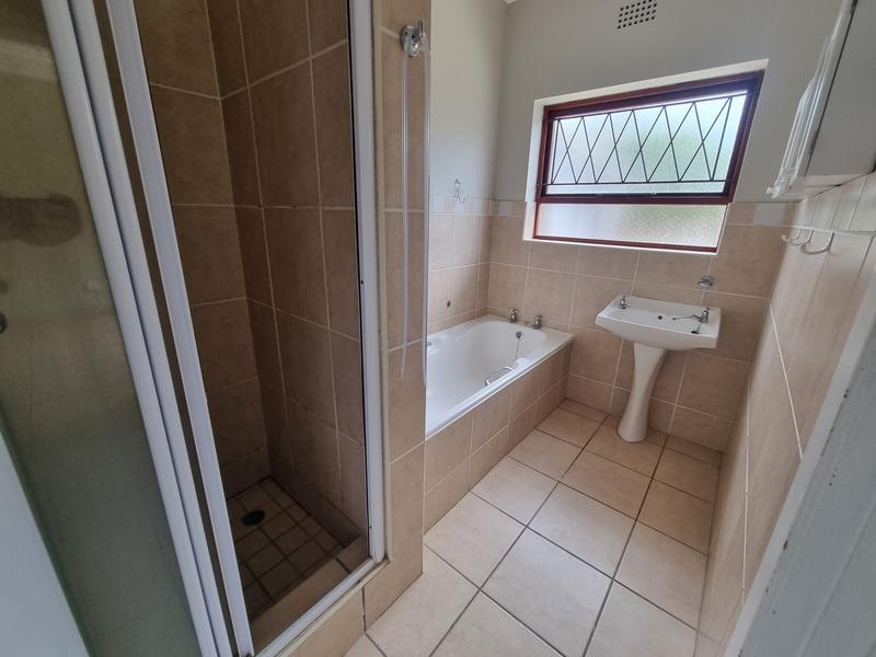 6 Bedroom Property for Sale in Reebok Western Cape